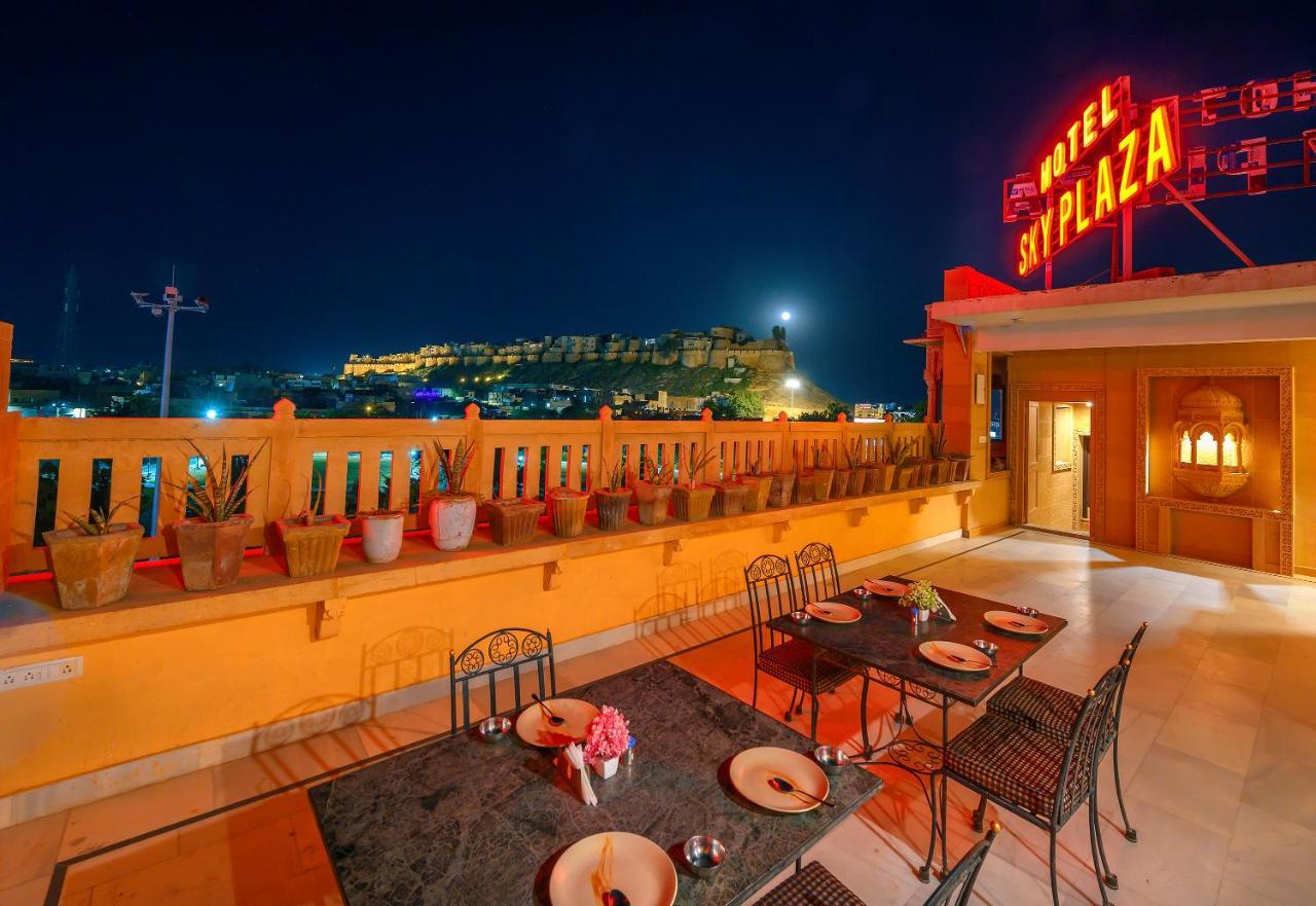 Hotel Sky Plaza - Best Ever View Of Jaisalmer Fort Exterior foto